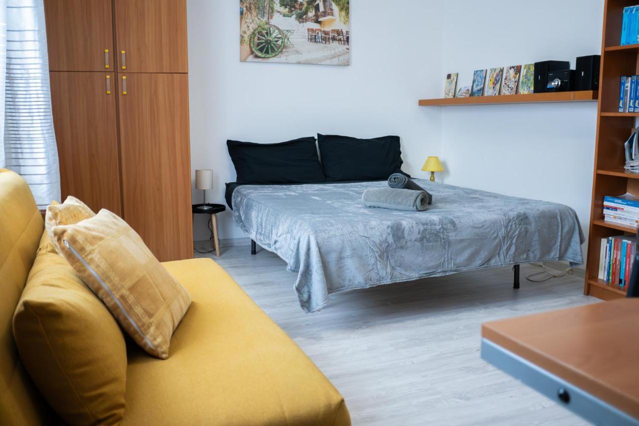 Nonna Pina Guest House Moderno Appartamento Vicino Metro AWifi,Netflix Rom Exterior foto