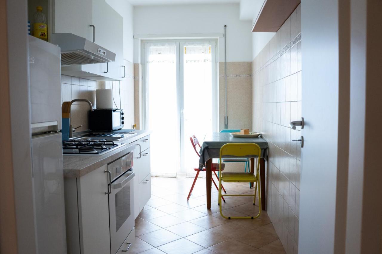 Nonna Pina Guest House Moderno Appartamento Vicino Metro AWifi,Netflix Rom Exterior foto