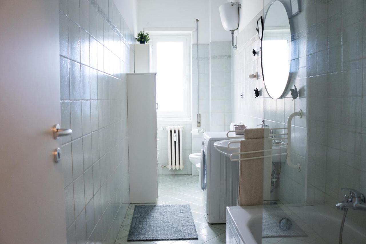 Nonna Pina Guest House Moderno Appartamento Vicino Metro AWifi,Netflix Rom Exterior foto